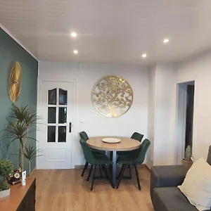 Acogedora Matrimonial Habitación en casa particular